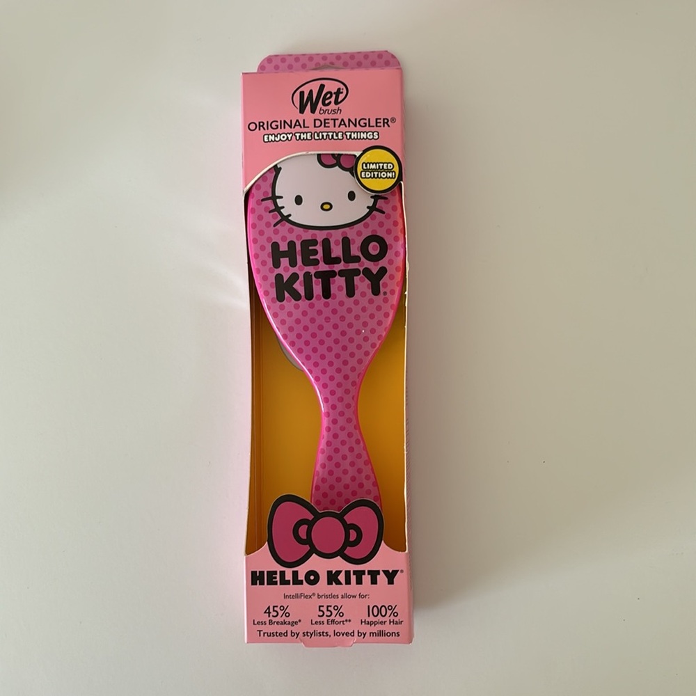 Hello Kitty Wet Brush